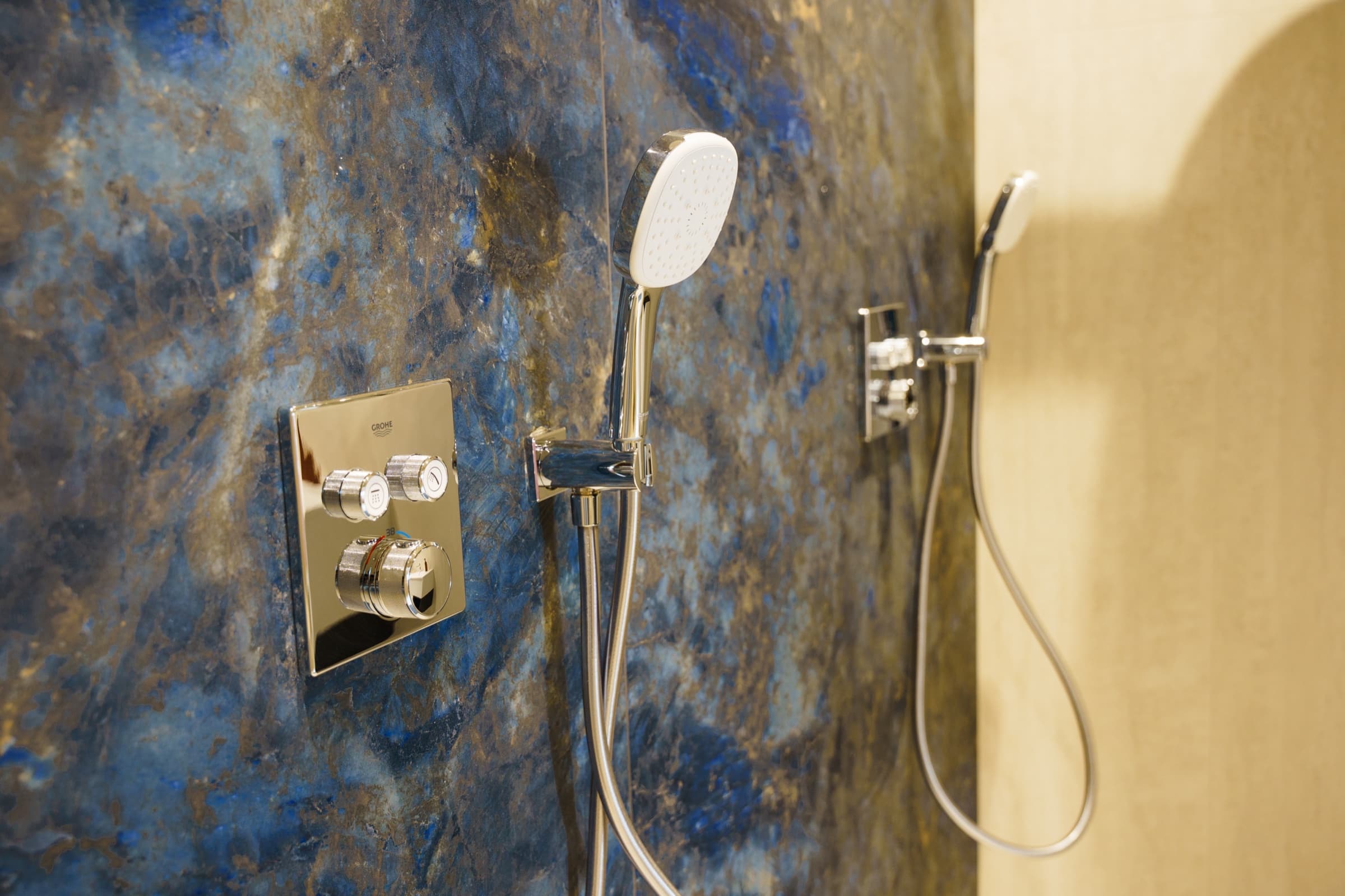 Robinetterie Grohe chromée
